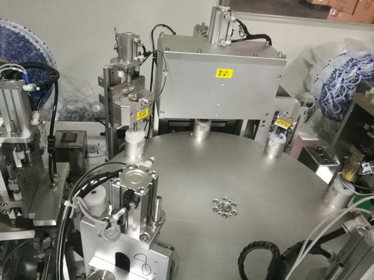 Un buon prezzo. Apparecchiatura automatica Macchina elettrica per tappi di bottiglie 50 Hz Certificato CE in linea