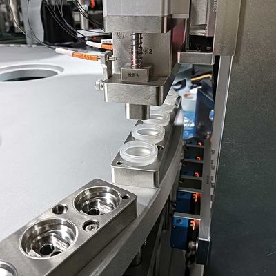 Un buon prezzo. Capo di infusione macchina di assemblaggio automatico in linea