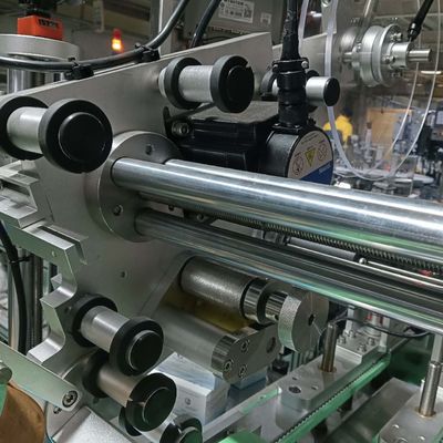 Un buon prezzo. Macchine per l'assemblaggio delle necessità quotidiane a 50 Hz Macchine per l'assemblaggio automatico delle bottiglie in linea
