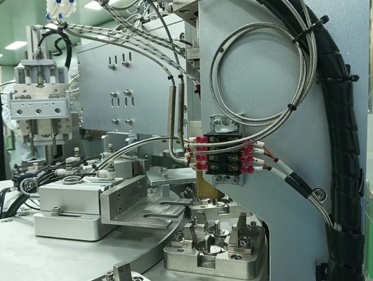 Un buon prezzo. Macchina di assemblaggio lineare a 50 Hz in linea