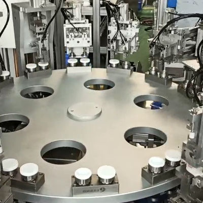 Un buon prezzo. 10000pcs/h Cap Screwing Machine ad alte prestazioni operativo efficiente alto tasso di passaggio servodriven in linea