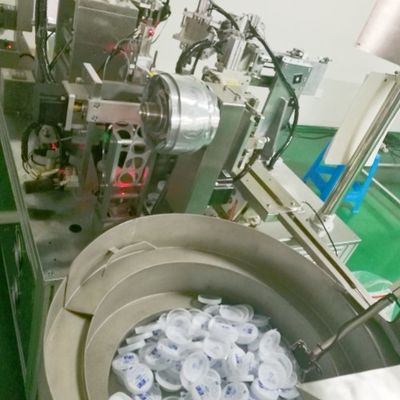 Un buon prezzo. Macchina di etichettatura automatizzata in acciaio inossidabile ad alta capacità integrata con il collegamento della macchina di assemblaggio in linea