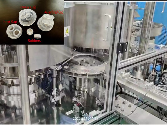 Un buon prezzo. Macchina meccanica di montaggio Euro Cap per doppi tappi di plastica per infusioni IV ad alta precisione e alto tasso di qualificazione del prodotto in linea