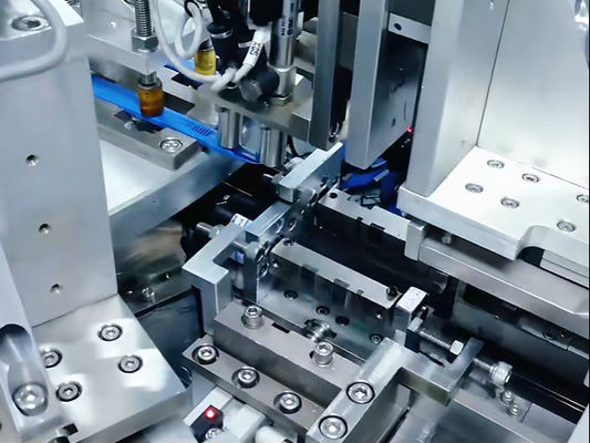 Un buon prezzo. Macchina di montaggio automatizzata per scalpelli usa e getta in linea