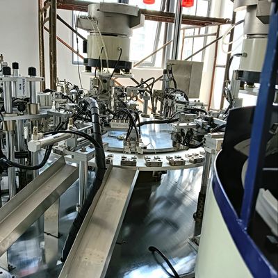 Un buon prezzo. Non standard Automatized Trigger Blood Collection Needle Assembly Machine con buon processo di assemblaggio e alta tecnologia in linea