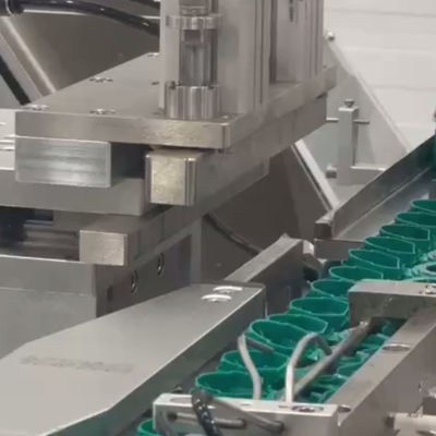 Un buon prezzo. Assemblatrice di tappi personalizzabile con meccanismo servo, efficienza 98% in linea