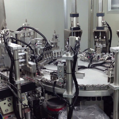 Un buon prezzo. Automatic Euro Cap Assembly Machine with 4000-12000 Caps per Hour and 0.6-0.8MPa Air Pressure for High Efficiency in linea