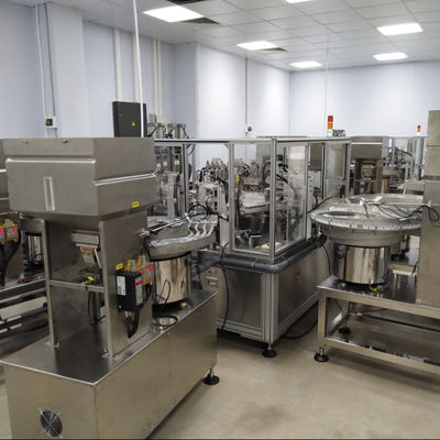 Un buon prezzo. Assemblatrice di tappi Euro a doppio anello con tasso di successo del 99%, tasso di operatività del 95% e dimensioni L3500×P3400×H1800mm in linea