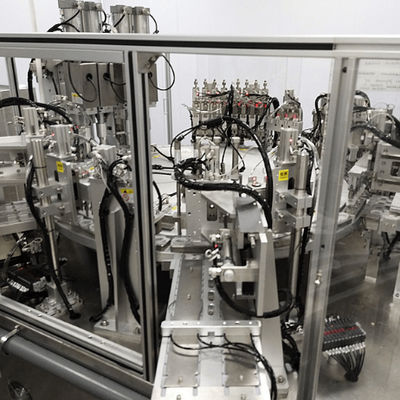 Un buon prezzo. Assemblatrice automatica di tappi Euro con un tasso di qualificazione del 99%, un tasso di operatività del 95% e una produttività di 8000-15000 pezzi/ora in linea
