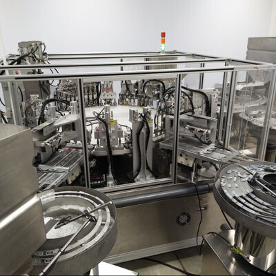 Un buon prezzo. Euro Cap Assembly Machine con 4000-12000 Caps per ora, 99% qualified rate, e sistema di controllo PLC per l'assemblaggio automatico del cappuccio di infusione in linea