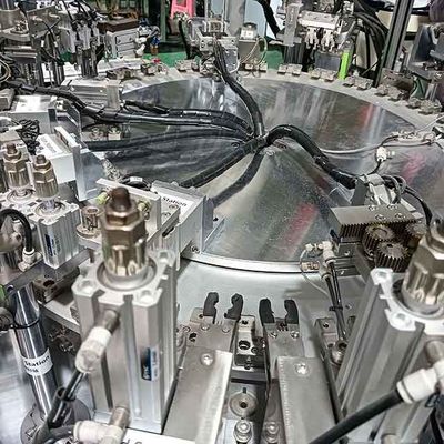 Un buon prezzo. Prelievo di sangue Seringa usa e getta Assemblaggio macchina Custom Automatic in linea