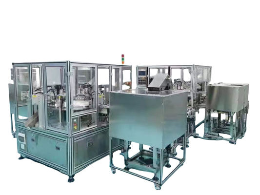 Un buon prezzo. Macchina di assemblaggio del tappo di infusione di film facile da strappare con servomotore in linea