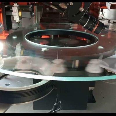 La macchina di ispezione delle immagini può rilevare i difetti esterni con velocità di esecuzione veloce e prestazioni forti.