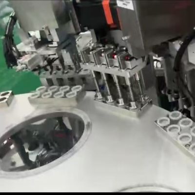 Un buon prezzo. Macchina di assemblaggio Euro Cap ad alta precisione a pressione stabile per prodotti farmaceutici conforme alle norme ISO e GMP in linea