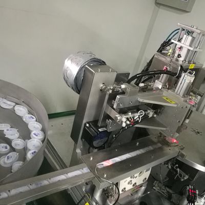 Un buon prezzo. Controllo PLC Macchina di etichettatura automatizzata Alta efficienza in linea