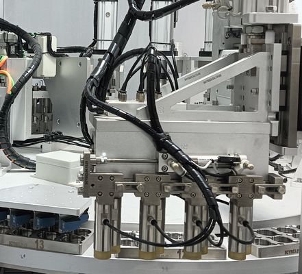 Un buon prezzo. Raccolta automatica dei rifiuti di carta di sigillamento con apparecchiatura di montaggio per prodotti farmaceutici e sanitari in linea