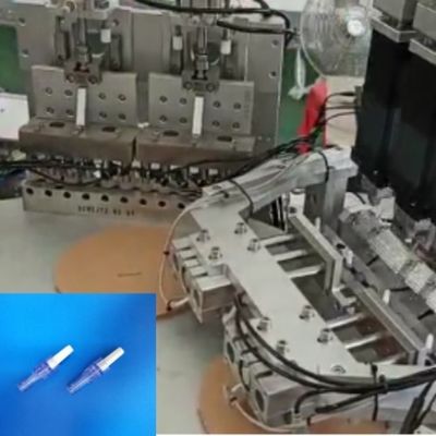 Un buon prezzo. Produzione di giradischi o linee a ciclo personalizzabili per connettori senza ago per infusione con macchina di assemblaggio di prodotti medici in linea