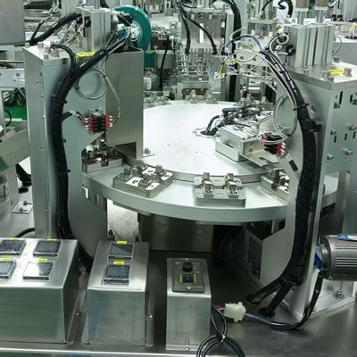 Un buon prezzo. Macchine di assemblaggio automatico per tappi di iodoforo controllate da PLC a distanza in linea