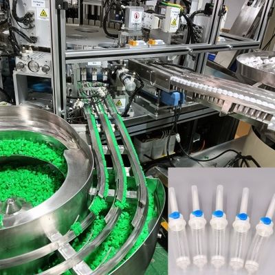 Un buon prezzo. Macchina avanzata e personalizzabile per l'assemblaggio di prodotti medici per gocce IV con ispezione e soluzioni in fibra ottica in linea