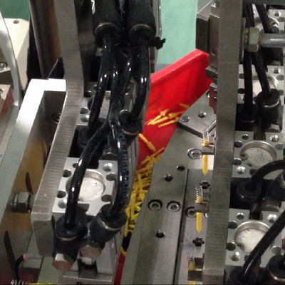 Un buon prezzo. Macchina di montaggio automatizzata per l'acquisto di sangue Aghi di tipo carosello in linea