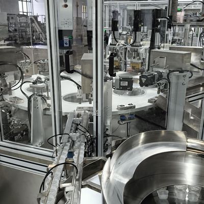 Non standard di automazione indice di movimento macchina di saldatura ad ultrasuoni per copertura di pellicola, macchina di saldatura ad ultrasuoni scegliere marchio straniero, alta precisione di saldatura.