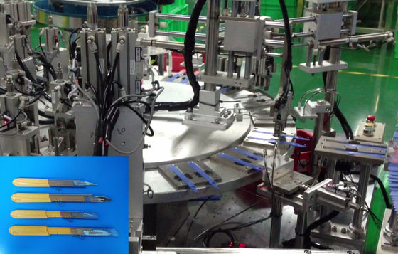 Un buon prezzo. Macchina di assemblaggio automatico e di grande capacità per coltelli chirurgici in linea