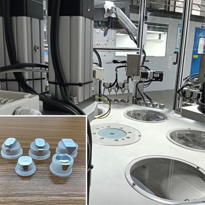 Un buon prezzo. Macchina assemblatrice per coperchi in film per automazione non standard, personalizzabile in base alle esigenze del cliente, controllo PLC, debug remoto. in linea