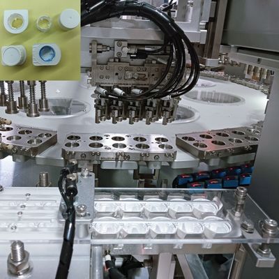 Un buon prezzo. Funzione di rilevamento automatico Helicopper per avvitare la macchina di assemblaggio OEM Auto Capping Machine Certificato CE in linea