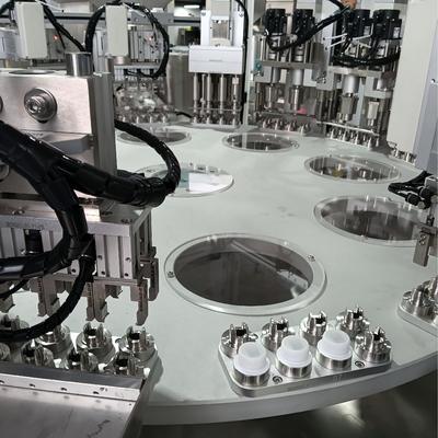 Macchina di assemblaggio con cappuccio di elico conforme alle norme GMP con rilevamento della coppia e premitura automatica per un tasso qualificato elevato