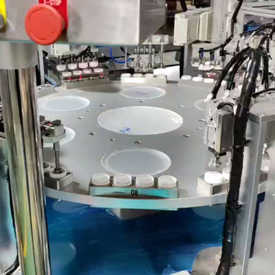 Un buon prezzo. Macchina assemblatrice tappi CRC ad alta efficienza con tasso di successo del 99%, tasso di operatività del 95% e velocità di 1500-8500 pezzi/ora in linea