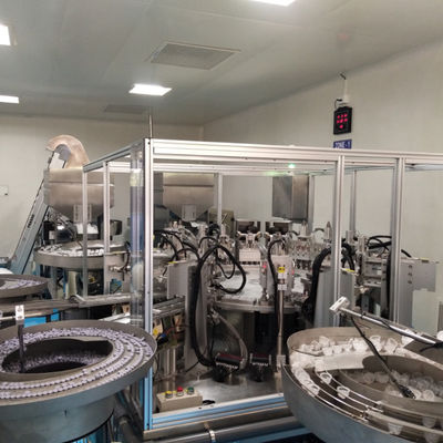 Un buon prezzo. Macchina ad alta velocità per l'assemblaggio di cappucci Euro per uso farmaceutico con 14000 cappucci all'ora e 10-30 mm di altezza del cappuccio in linea