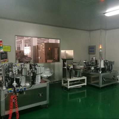 Un buon prezzo. High-Speed Labeling Machine with PLC Control System and Touch Screen HMI Operation for 2000-10000pcs/hr Production in linea