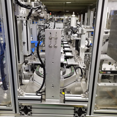 Un buon prezzo. Fully Automated Lotion Pump and Trigger Sprayer Assembly Machine with 0.5m³/min Air Consumption and 4L Silicone Oil Storage in linea
